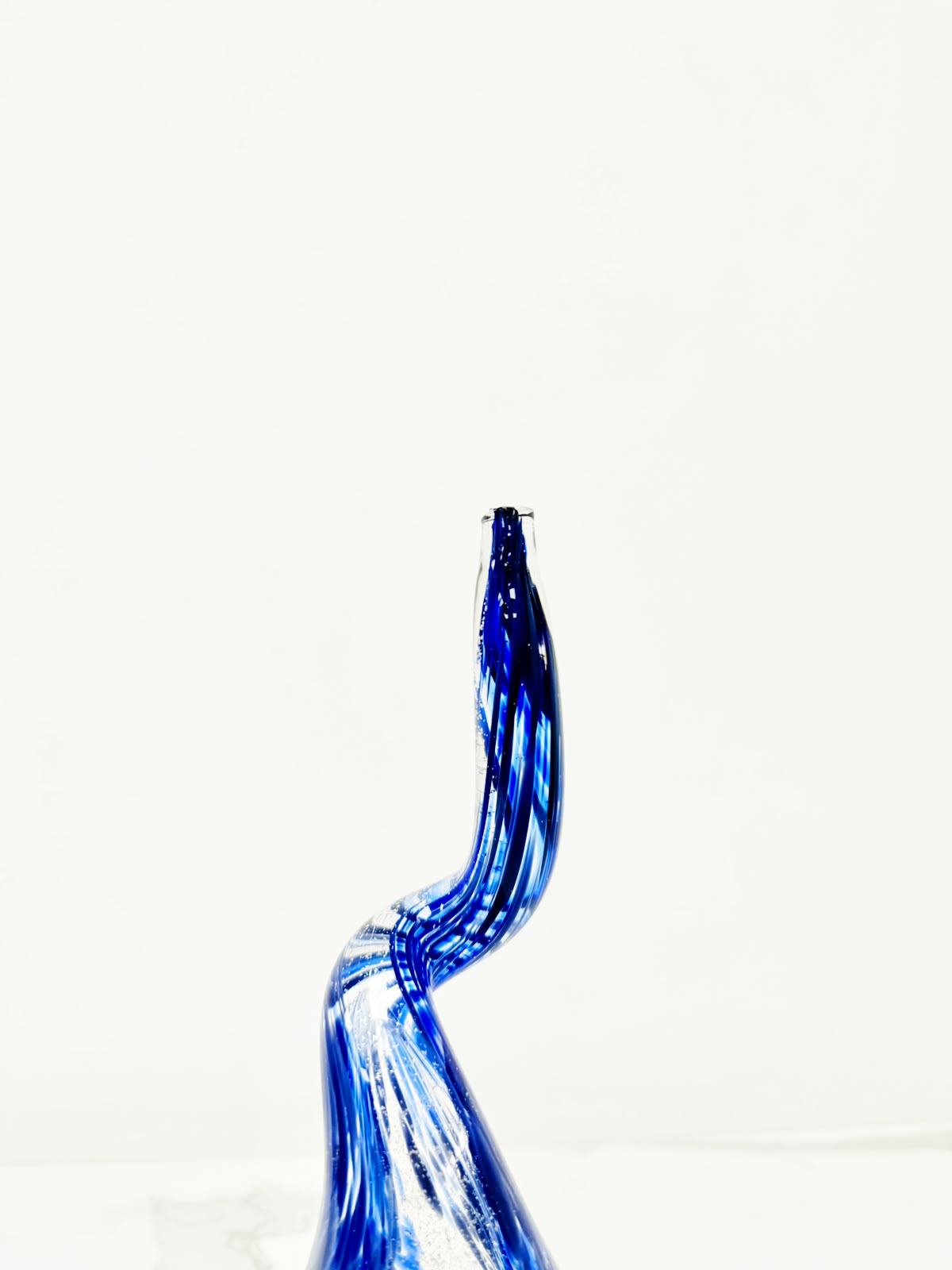 Corno Blu Cobalto con riflessi argentati