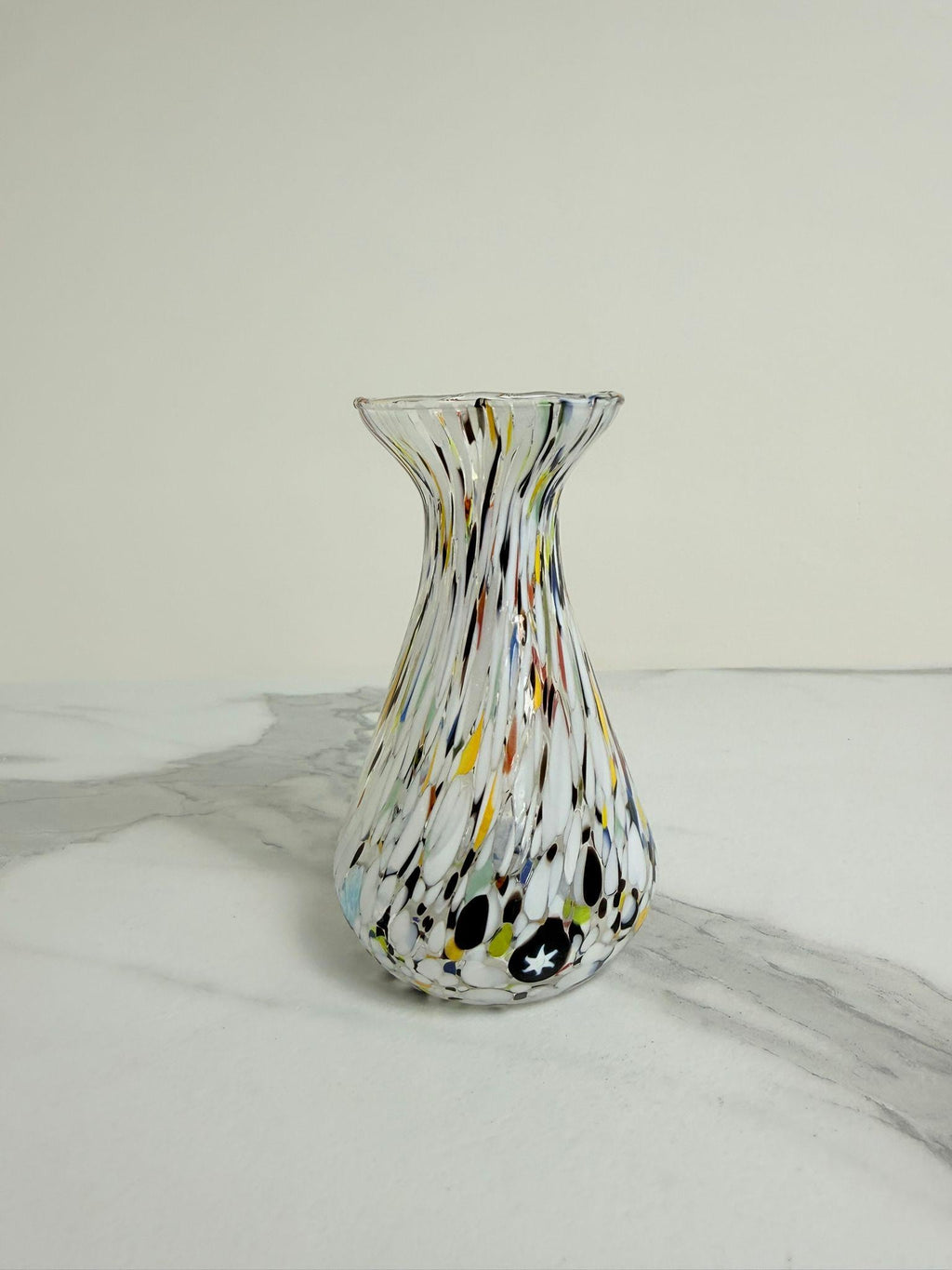 Murano Glass Vase | Certified Murano Glass | Made in Italy | Decorative Vase | Collection Begonia