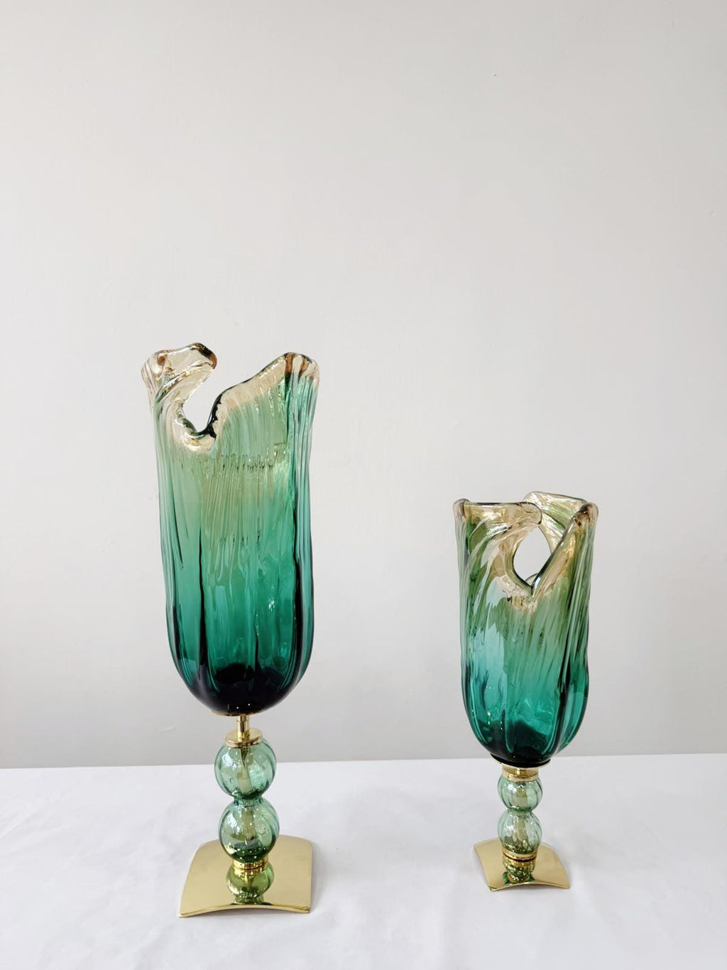 Murano Glass Vase | Certified Murano Glass | Made in Italy | Decorative Vase | Collection Pasta di Vetro Verde con base
