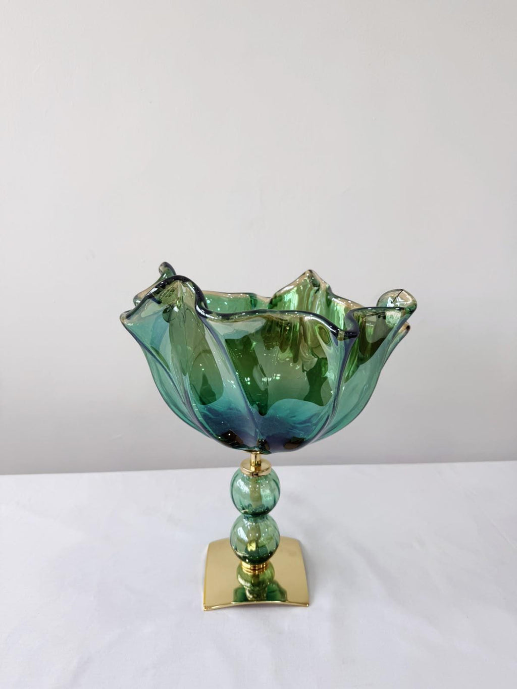 Murano Glass Centerpiece | Certified Murano Glass | Made in Italy | Table Decoration | Collection Fazzoletto Pasta di Vetro Verde con base